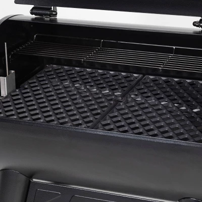 Dyna-Glo DGSS450BPW-D 16lb Hopper Signature Series Wood Pellet Grill, Black 4 Dyna-Glo DGSS450BPW-D 16lb Hopper Signature Series Wood Pellet Grill, Black - Image 2