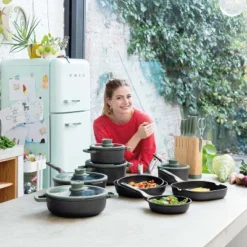 BergHOFF FOREST Nonstick Wok Pan, Strainer Glass Lid With Spoon Rest -Garden & Outdoors GUEST 4497a72e 4463 4c68 b222 f2d97999e9f6